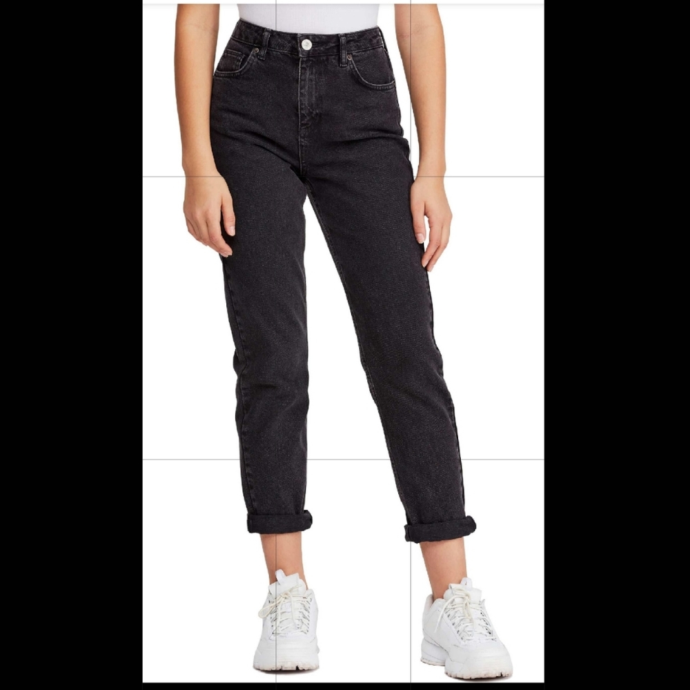 BDG Urban Outfitters Mom Jeans